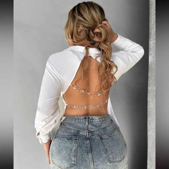 Chain Detail Backless Crop Shirt - Picture 5 of 5